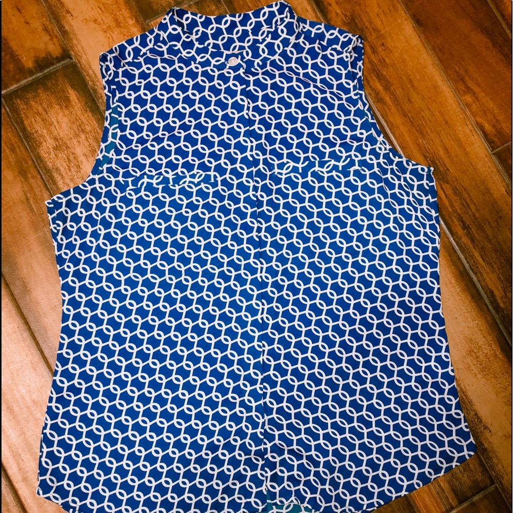Banana Republic Sleeveless blouse
